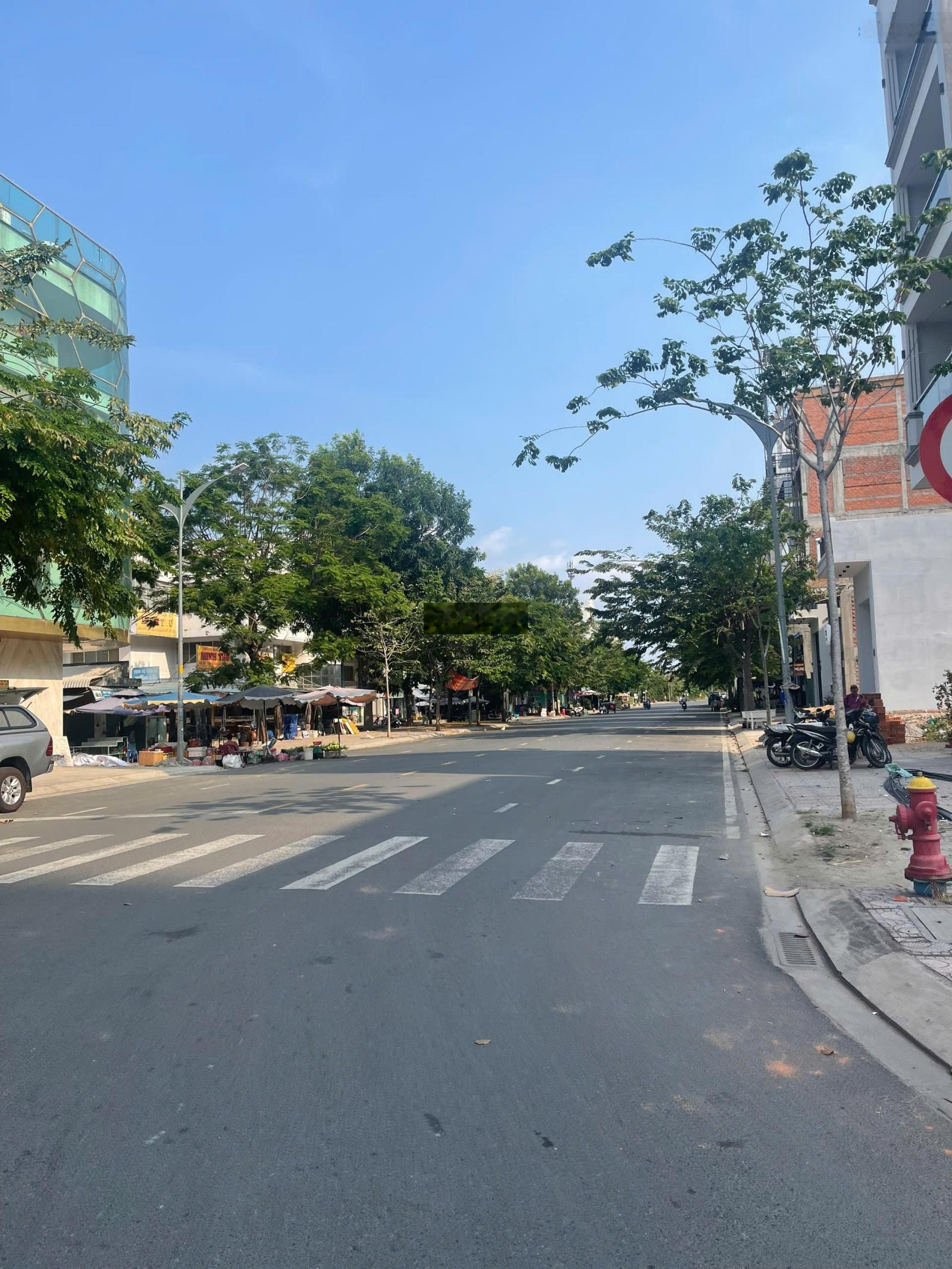 Ngợp bank bán gấp tòa nhà góc 2MT ngay Lương Định Của hầm 5 tầng 16 X 10m vị trí siêu đẹp giảm 6 tỷ