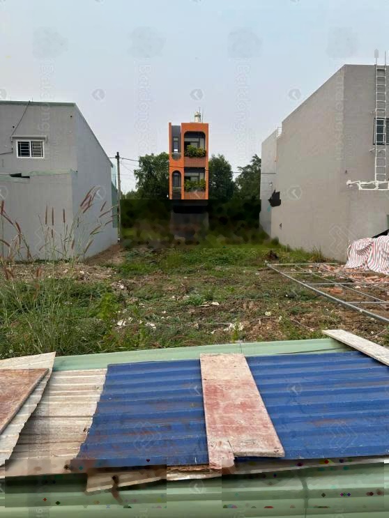 CC bán nhanh lô đất Đ Long Thuận, P. Long Phước Q9 - Cách MT chỉ 50m - DT: 52m2 giá 2.950tỷ SHR