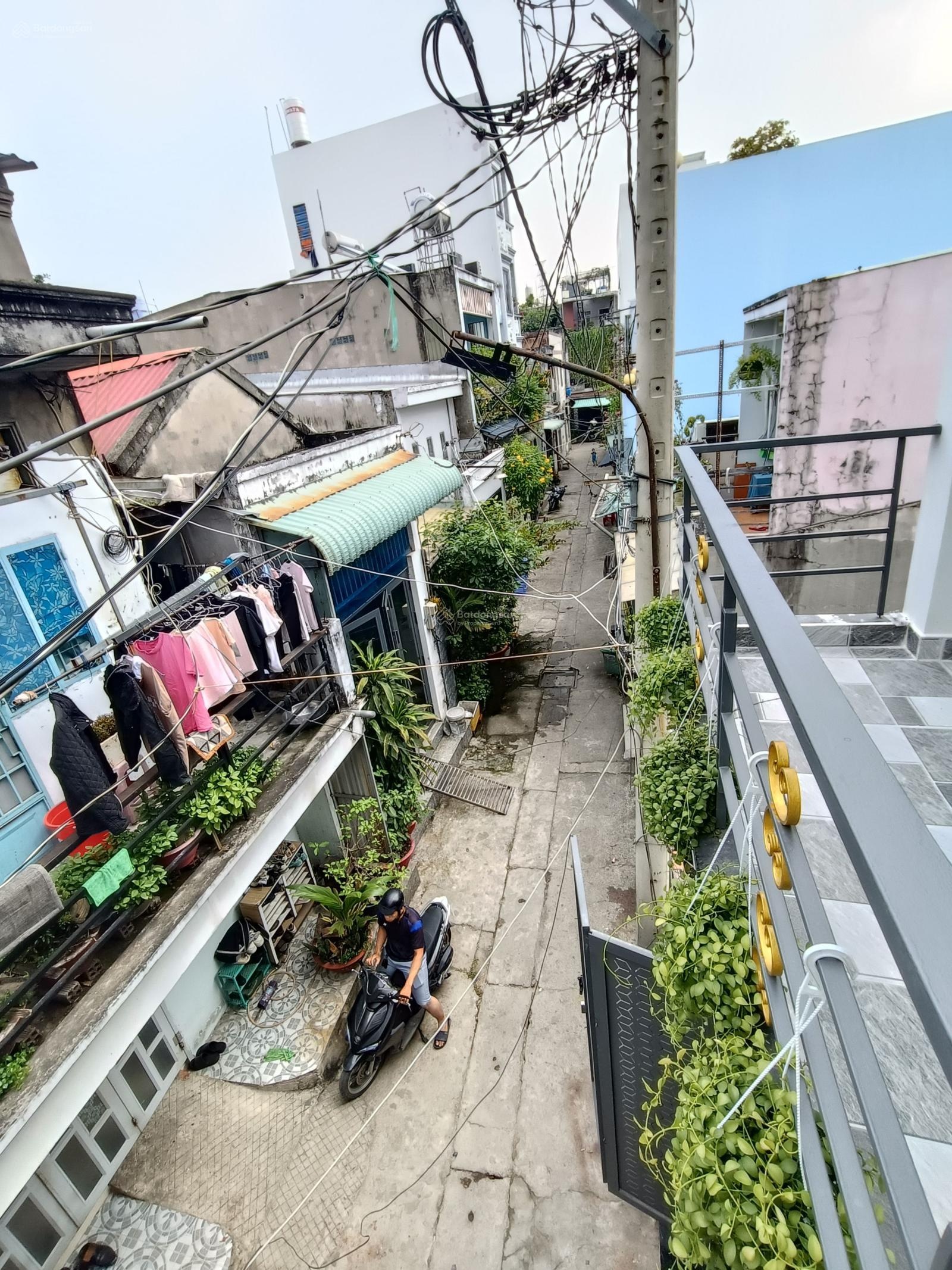 Bán Nhà Riêng tại Đông Hưng Thuận 23,1 trệt 1lầu,giá 4,39 tỷ,dt đất 44,6m2, dtsd 89.2m