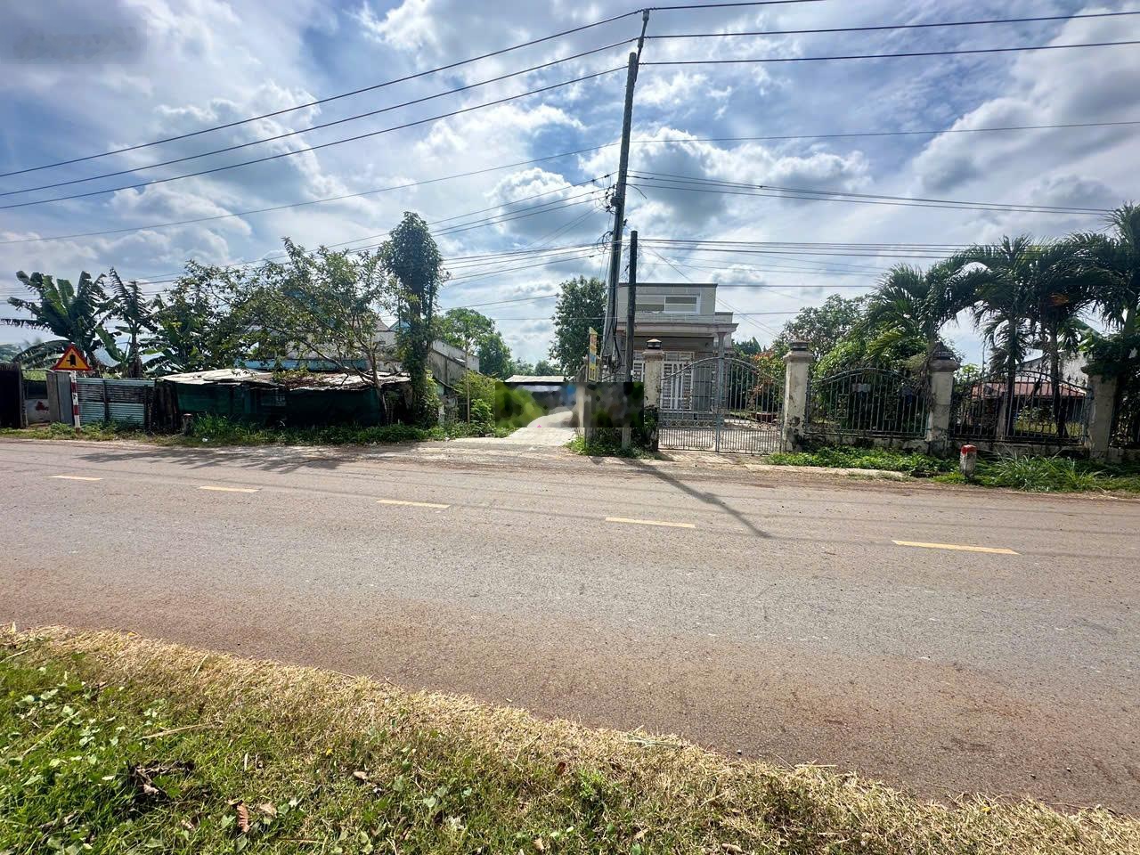 Bán đất nền tại X. Xuân Bắc, 8 lô thổ cư 100%, giá từ 4x tới 5x