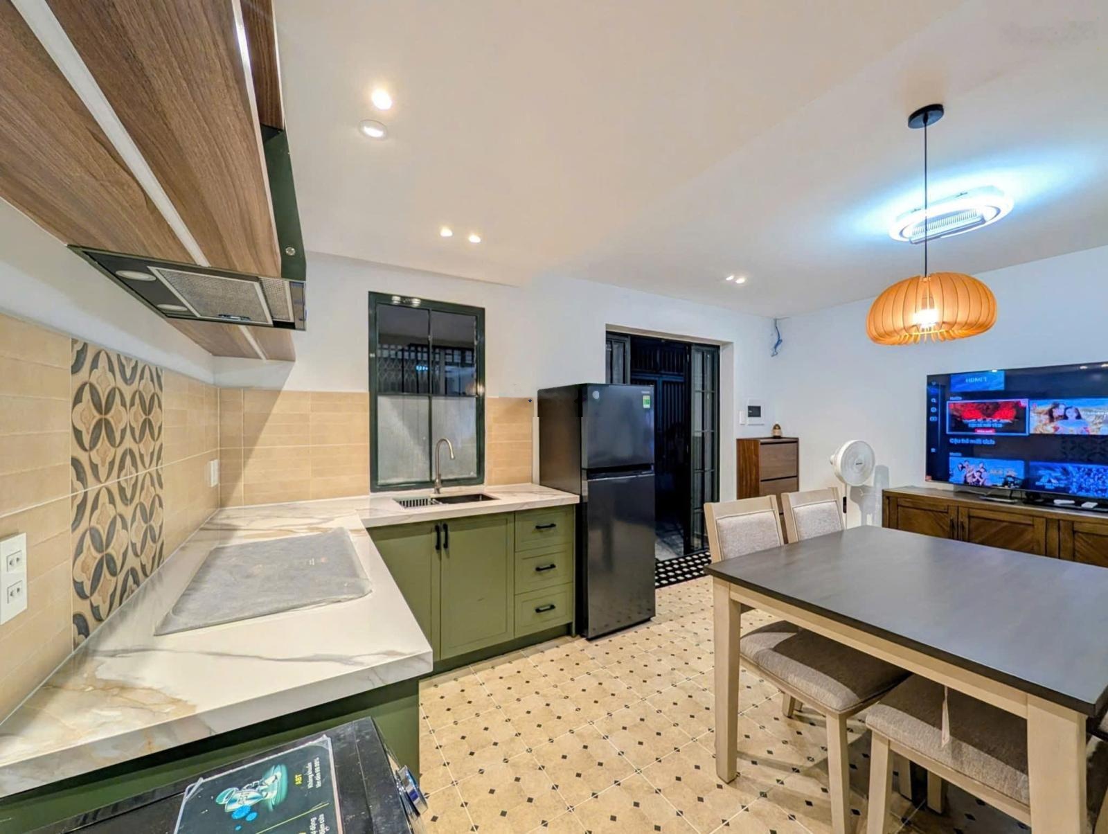 Bán nhà Bùi Đình Túy, Bình Thạnh gần trung tâm, ở ngay