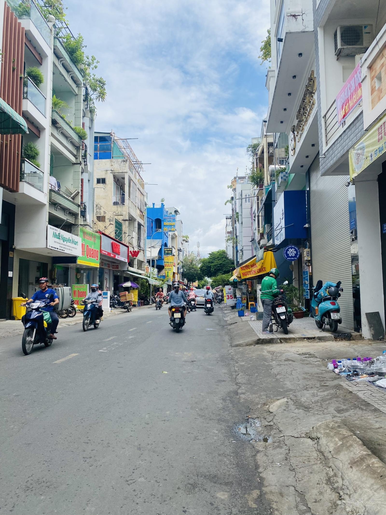 Hơn 8 tỷ, nhà đường Lê Văn Sỹ, P. 1 Tân Bình, DT: 4x15m nhà 2 tầng 2 mặt thoáng trước sau