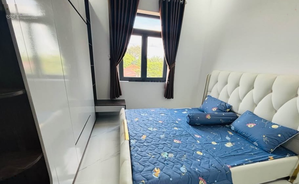 Chủ cần tiền gấp, cắt lỗ 300 triệu, bán nhà tổng 104m2 giá 3tỷ1 gần khu dân cư