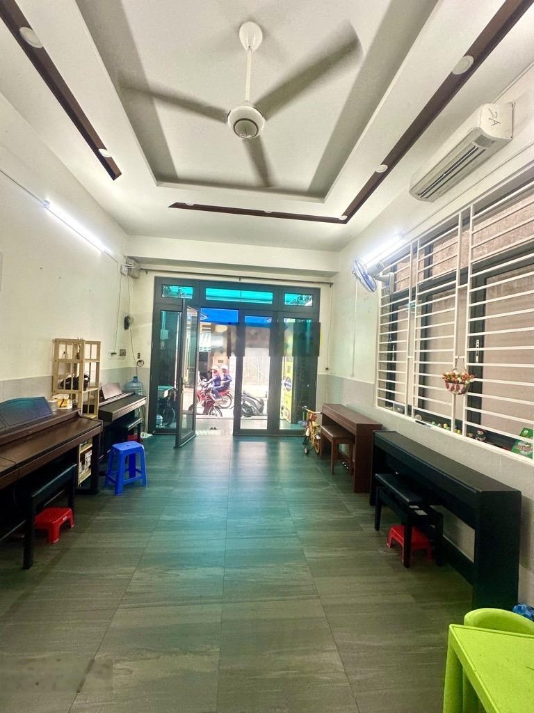 Mặt tiền kinh doanh 5 tầng phường 7 Tân Bình 100m2 ngang 5m x 20m, 9 PN, 7 WC. Giá 19 tỷ