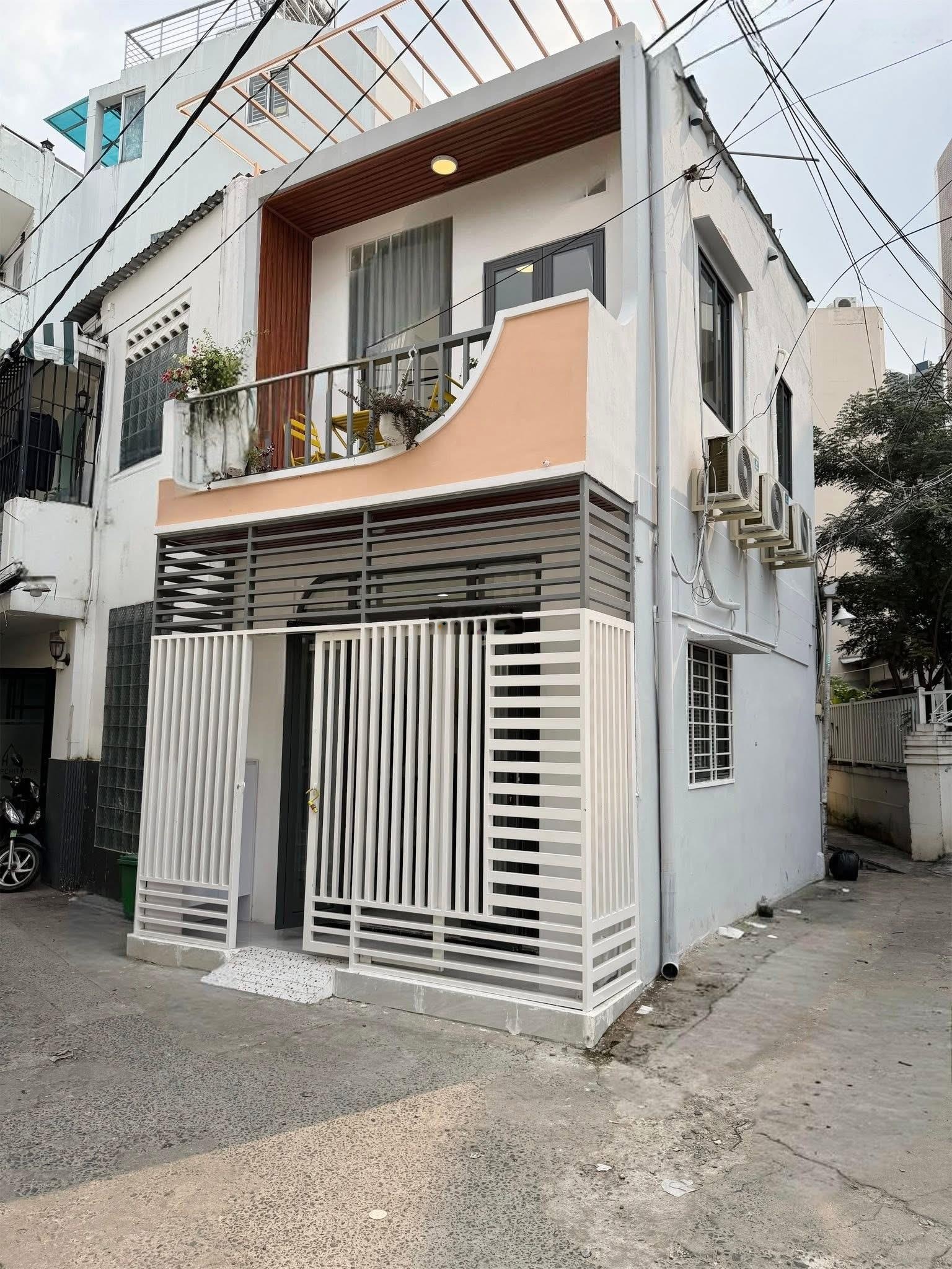 Tuyệt chủng - hẻm ô tô nguyễn văn đậu, p5, bình thạnh - 29m2 - 2 tầng đẹp full nội thất - 4.75 tỷ.