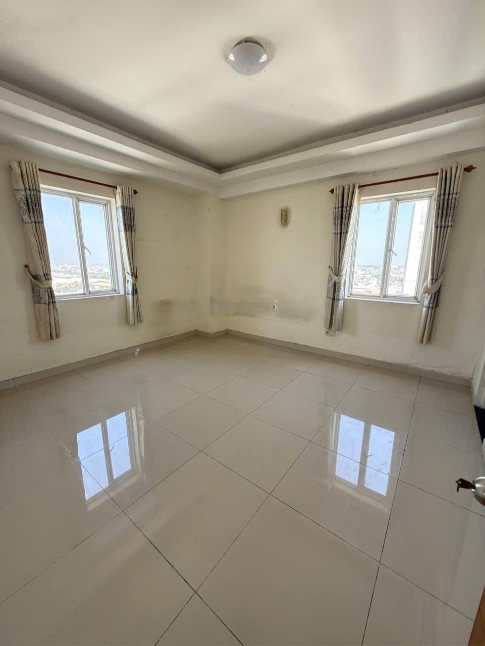 C/c Thái An ,Nguyễn văn Quá căn 2p ngủ, Không Nội thất,giá 7tr