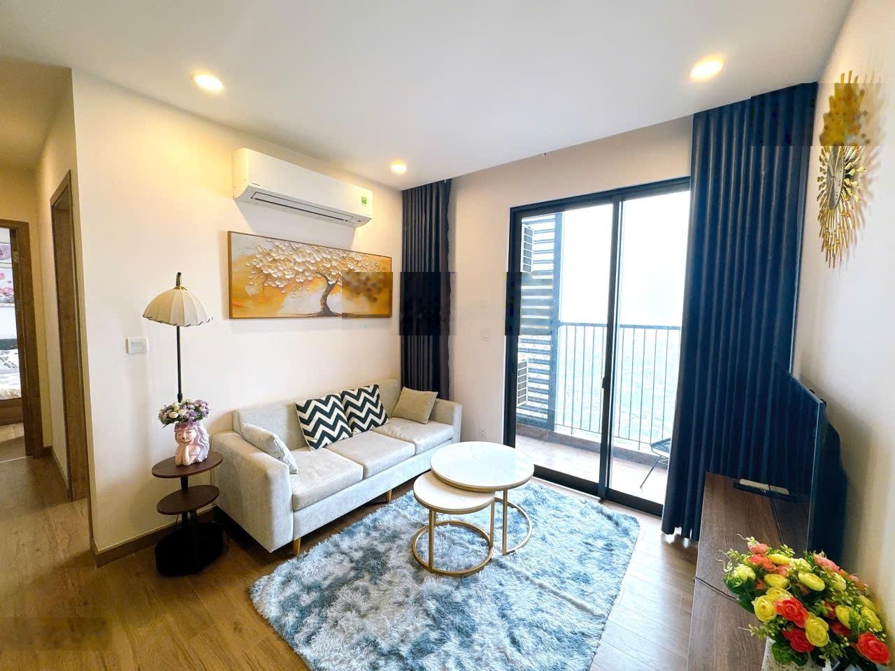 Bán căn hộ 2 phòng ngủ, 2 vệ sinh Sky Oasis Ecopark nhà rộng nội thất siêu đẹp