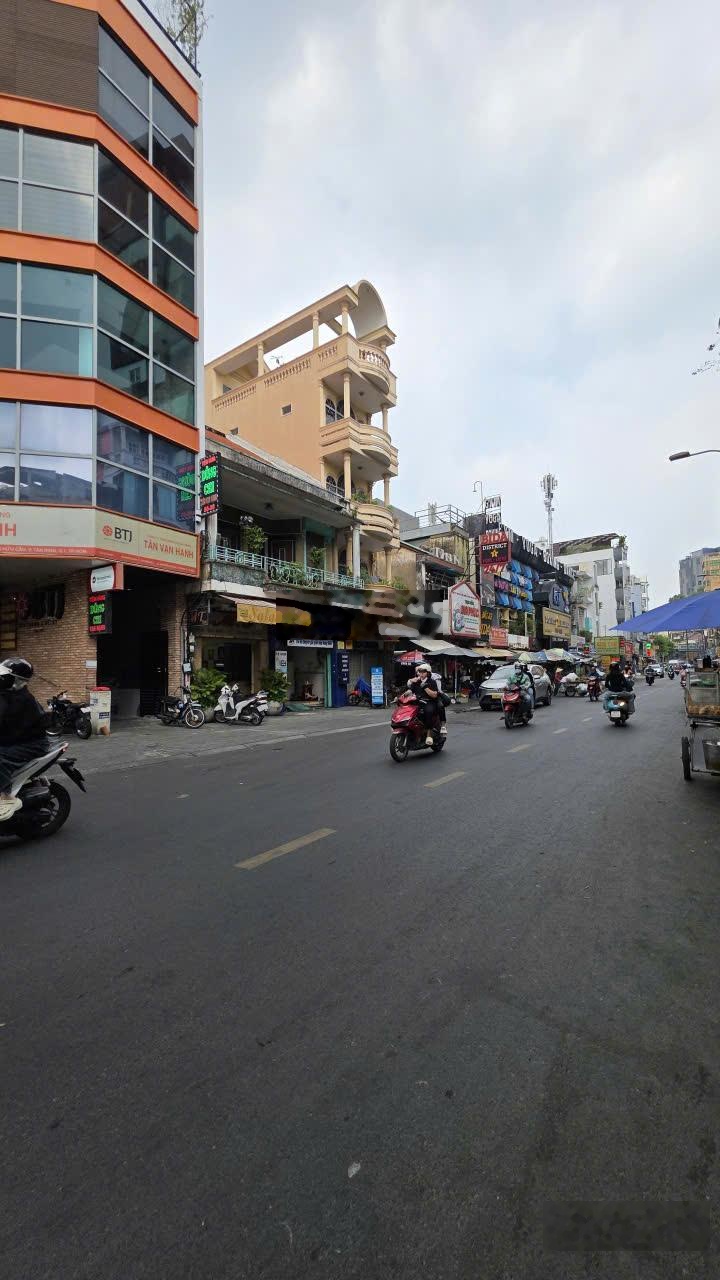 Bán nhà mặt tiền đường Nguyễn Hữu Cầu, Quận 1, sát chợ Tân Định, Có dòng tiền sẳn