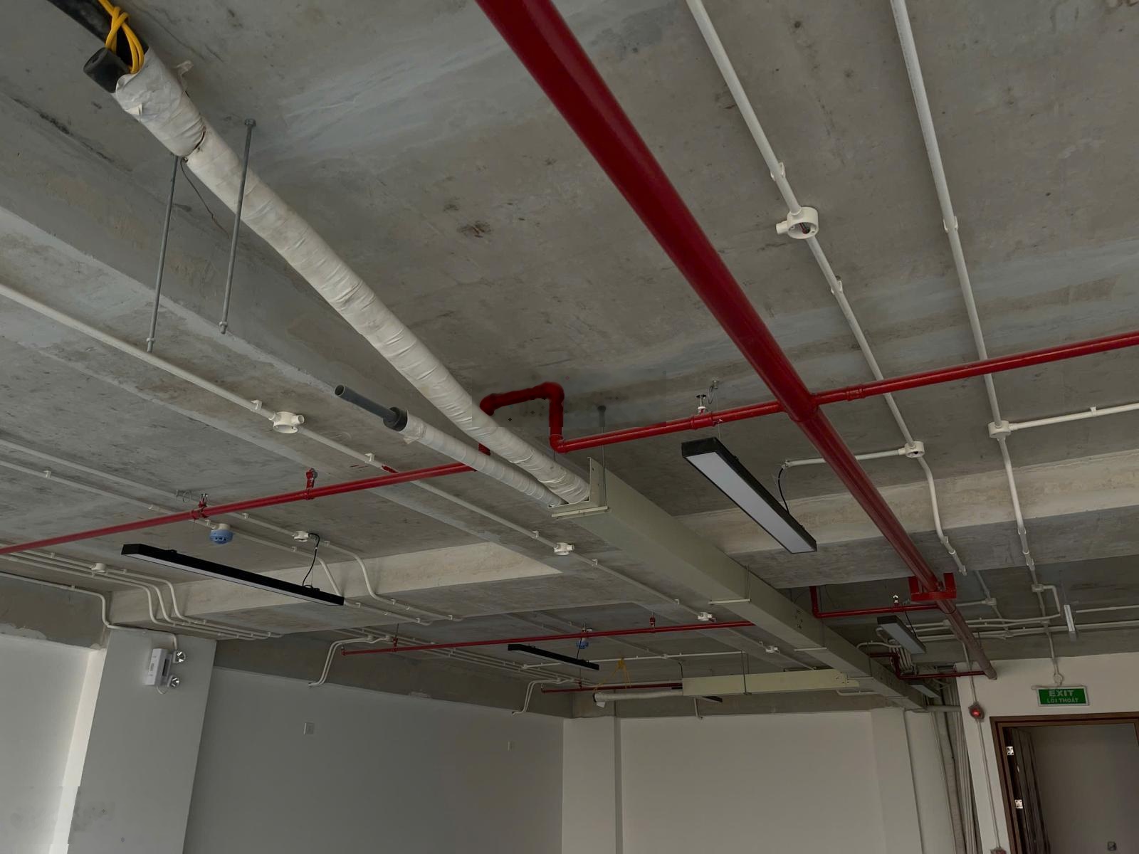 Bán toà văn phòng Chu Huy Mân, Long Biên. Dòng tiền trên 2 tỷ/ năm. LH: 0868843139