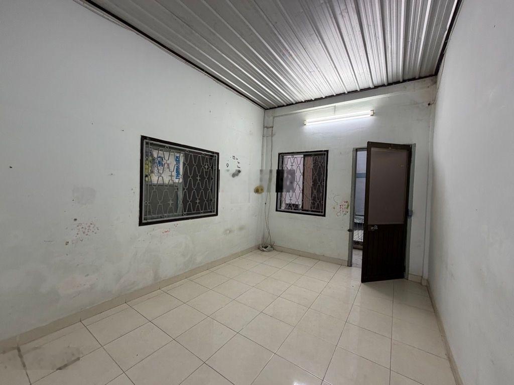 Bình Thạnh sát mặt tiền vị trí đẹp tiện xây mới 83m2 - nở hậu 5,7m - chỉ 8.x tỷ TL