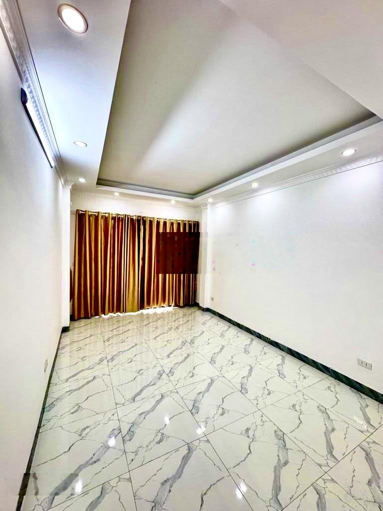 Hàng xóm khu đt gamuda - siêu phẩm nhà đẹp - 5 tầng - ngõ rộng thông thoáng - cách ô tô 5m