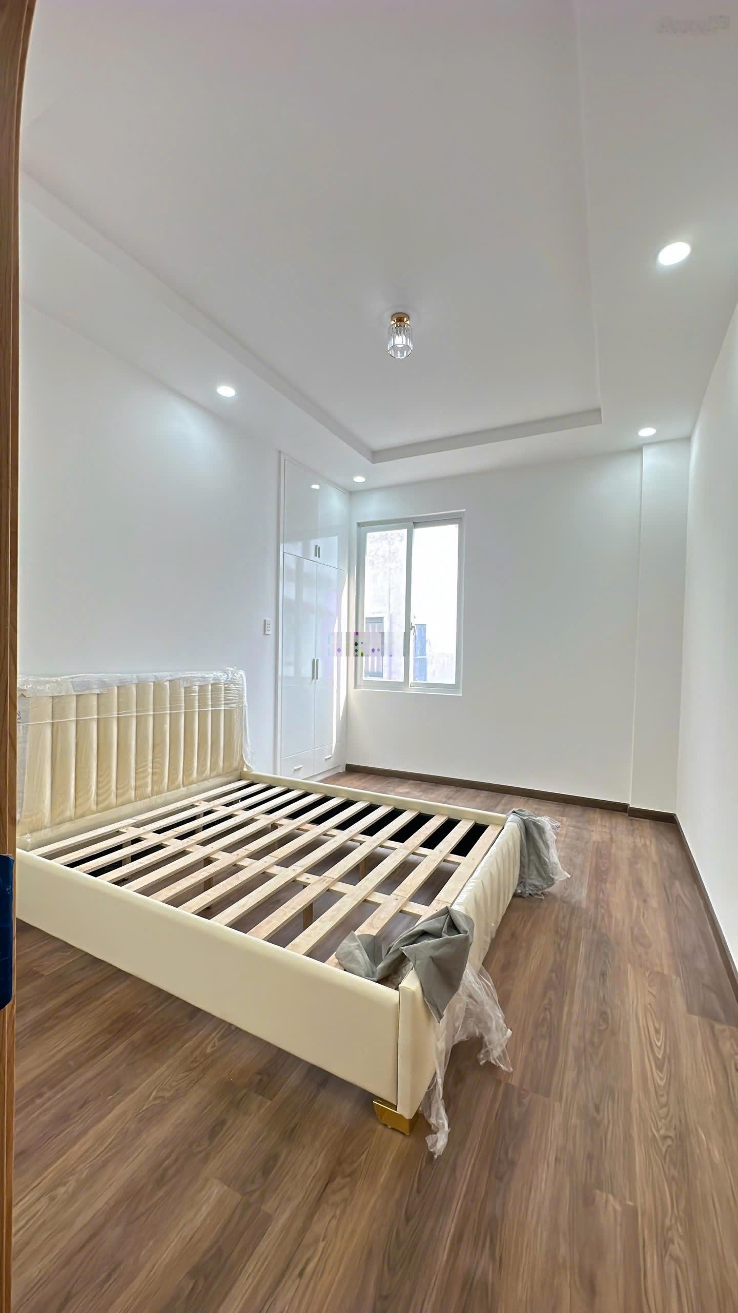 Bán nhà gần Quận 1 4 tầng, 5PN - Khai thác Airbnb / CHDV cực tốt - Khánh Hội Q4 - 6.3 tỷ