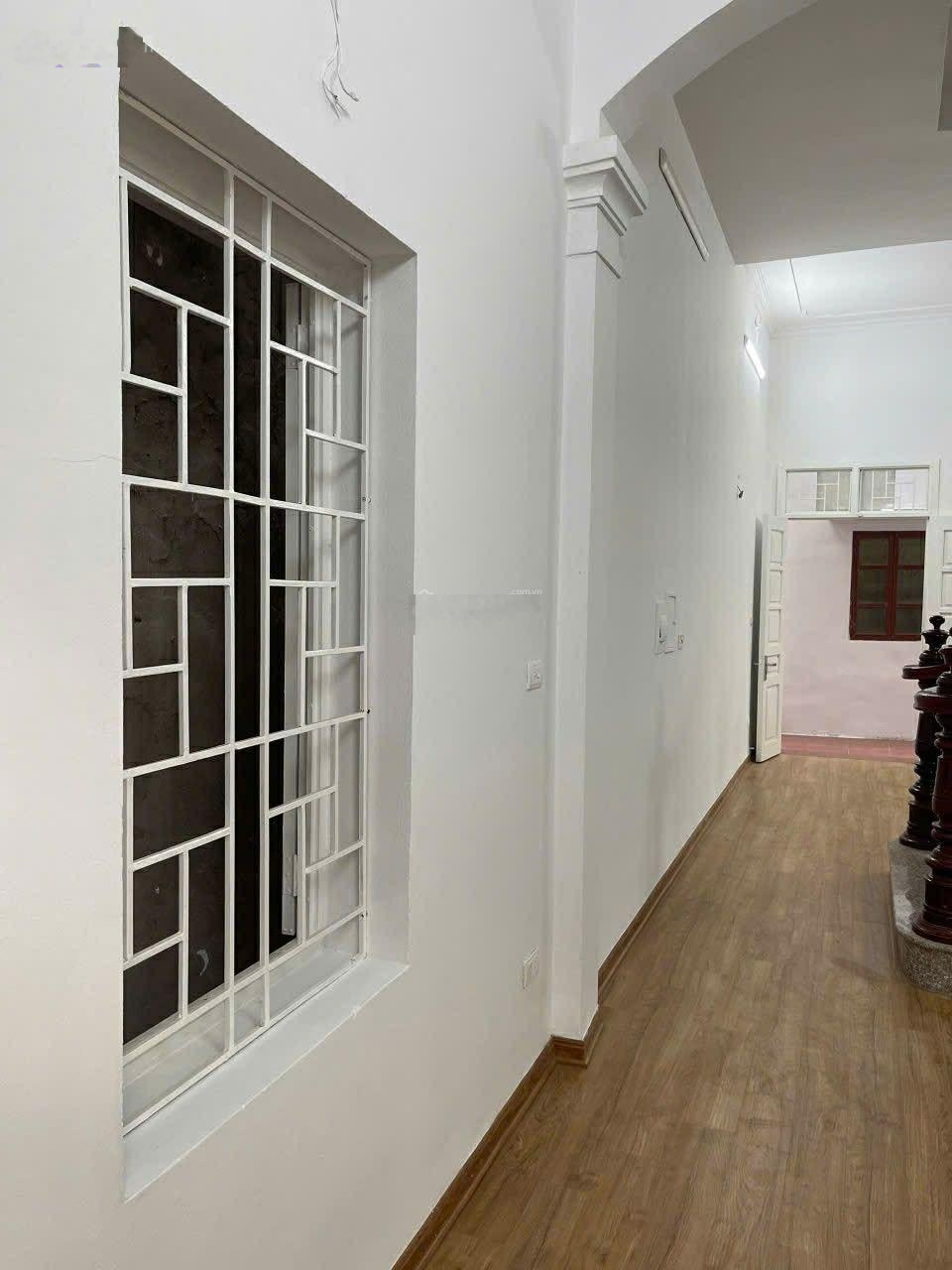 Bán NR tại Nguyễn Khoái, Lĩnh Nam, Hoàng Mai, Hà Nội, 7,9 tỷ, 60,2 m2, 3 tầng, 4.35m mặt tiền