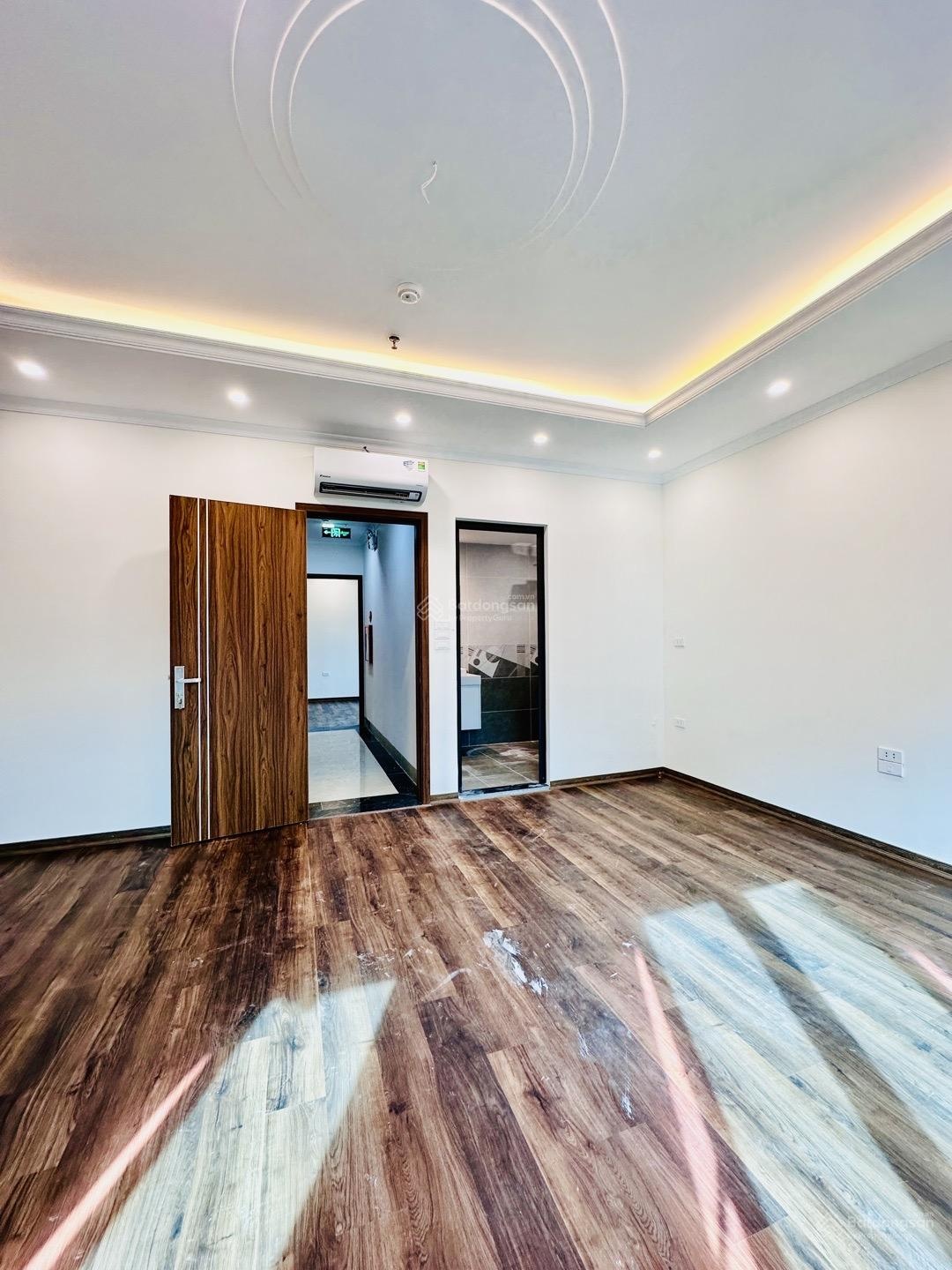 Bán toà căn hộ chung cư mini mới 10 phòng - sát phố ở Đội Cấn - ngõ to - sổ đẹp - nhà rất dễ tìm