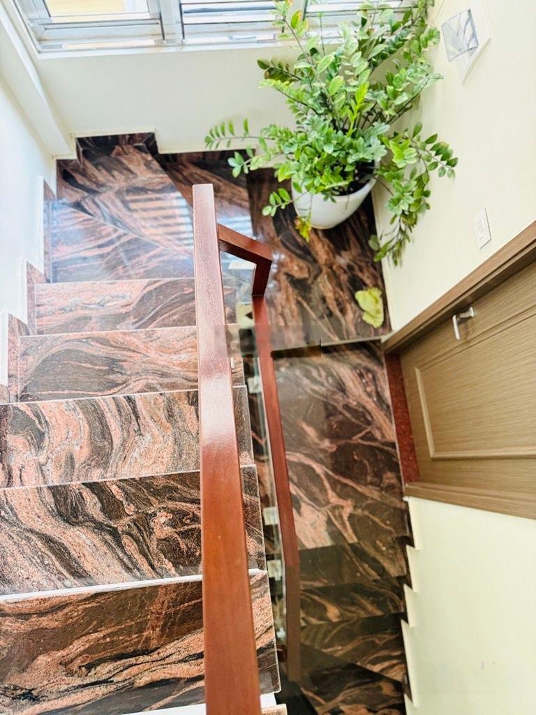 Bán Gấp Nhà Riêng 35,2m2 tại Phố Hàng Cháo, Đống Đa, giá cực tốt chỉ với 11,6 tỷ, Cách Phố 15m