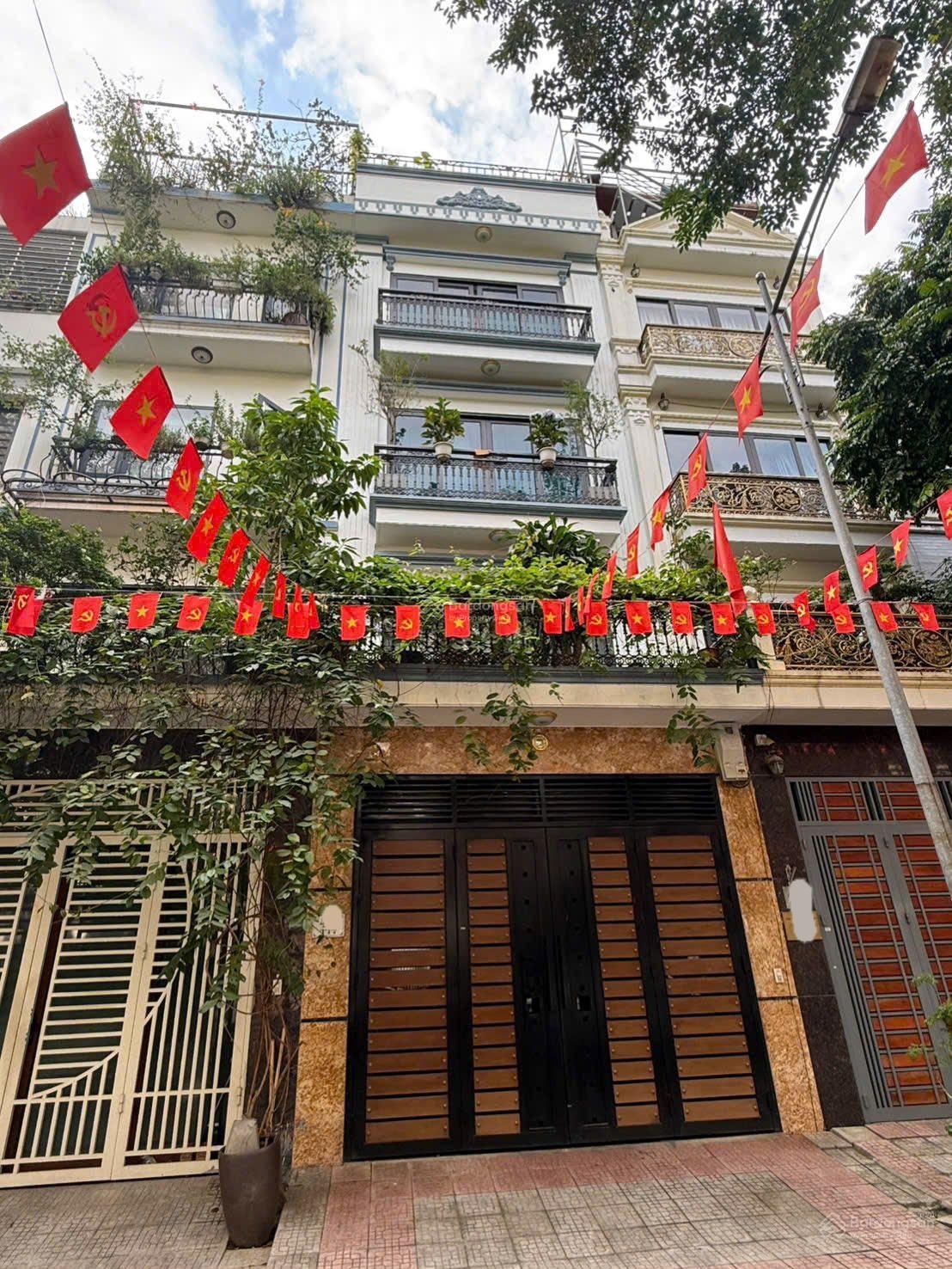 Bán nhà phân lô liền kề vp trung ương đảng-3 ô tô tránh - vỉa hè rộng. mt bề thế. phố hiếm nhà bán