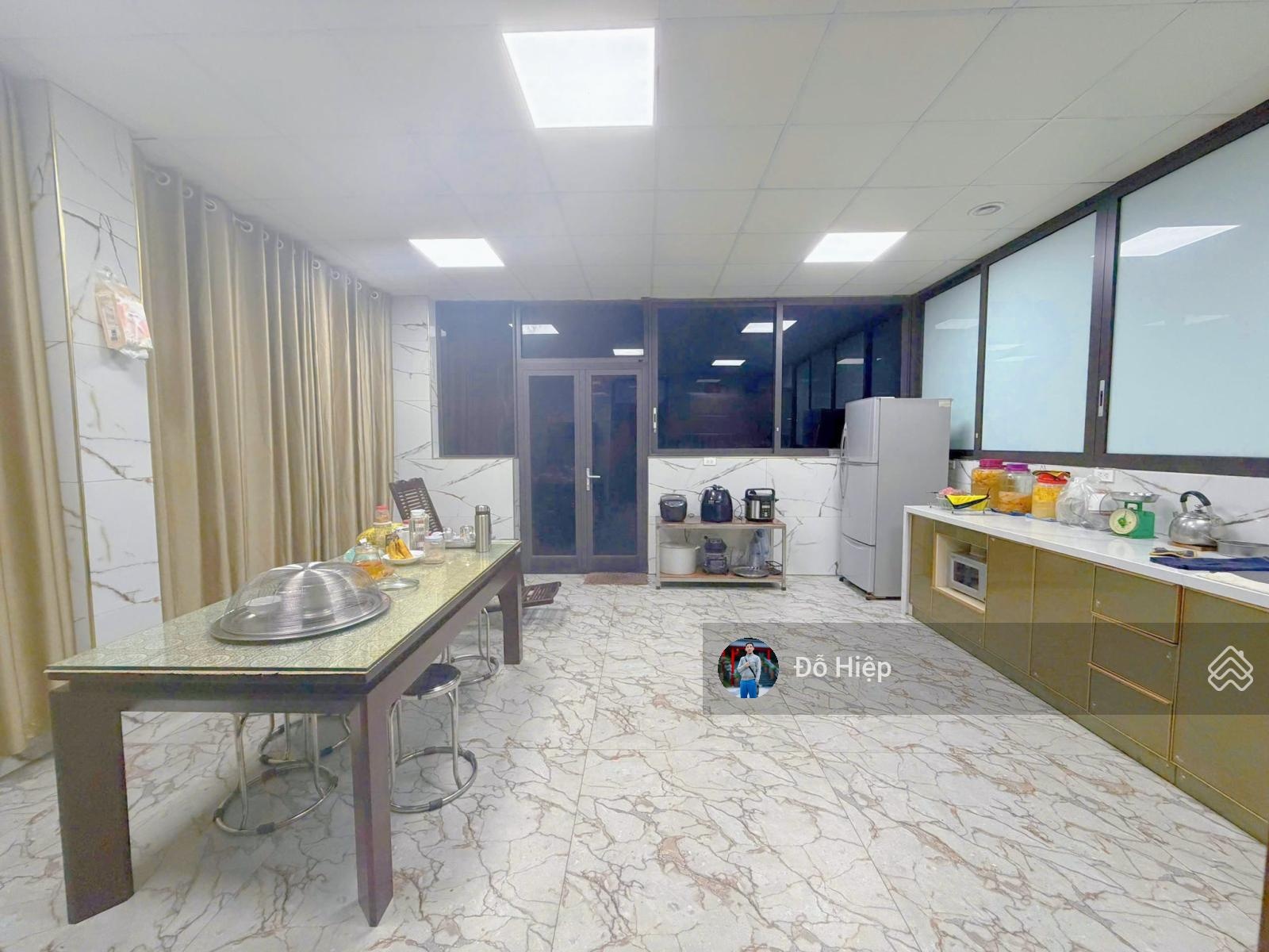 Cơ hội hiếm: Liền kề Phùng Khoang - Lô Góc 5 tầng Giá dưới 20 tỷ