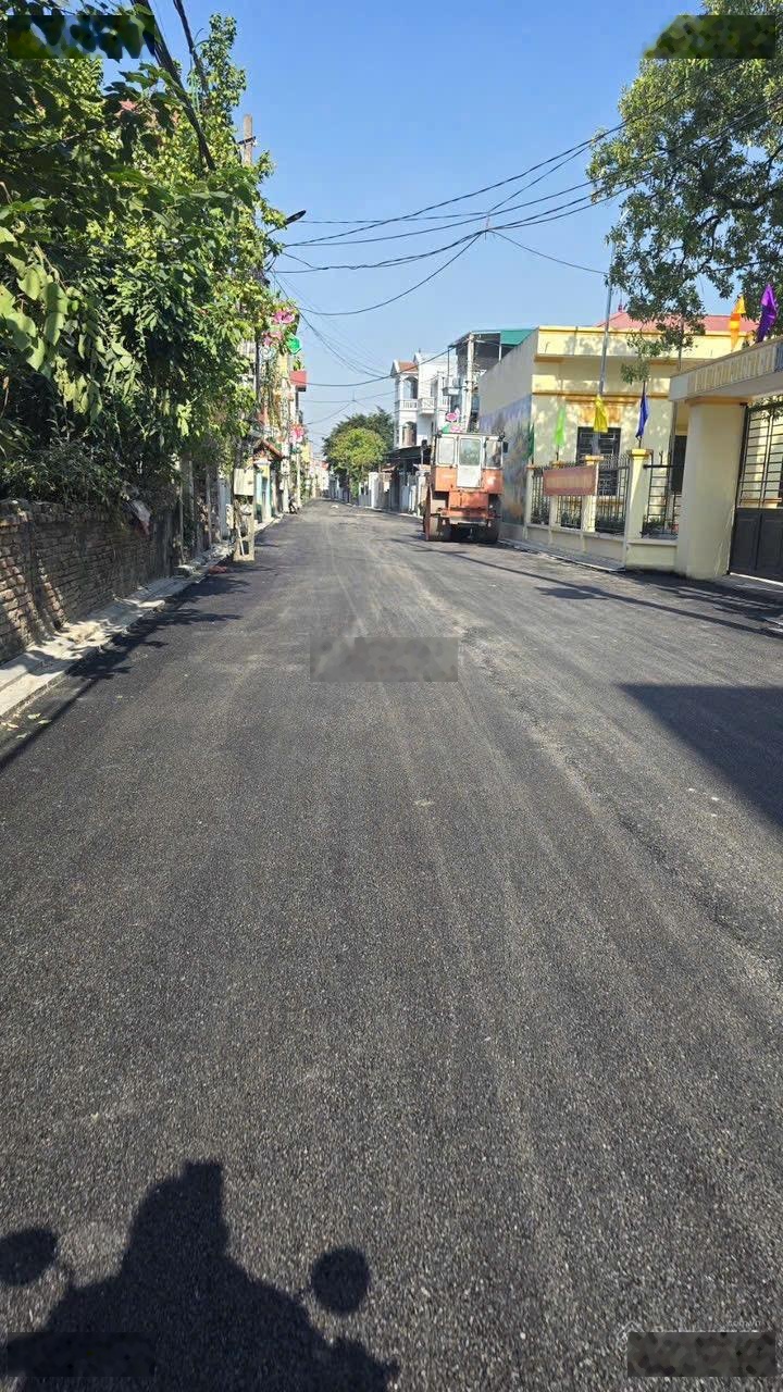 Siêu phẩm hiếm mảnh đất đẹp trục chính kinh doanh mai lâm đông anh oto tránh