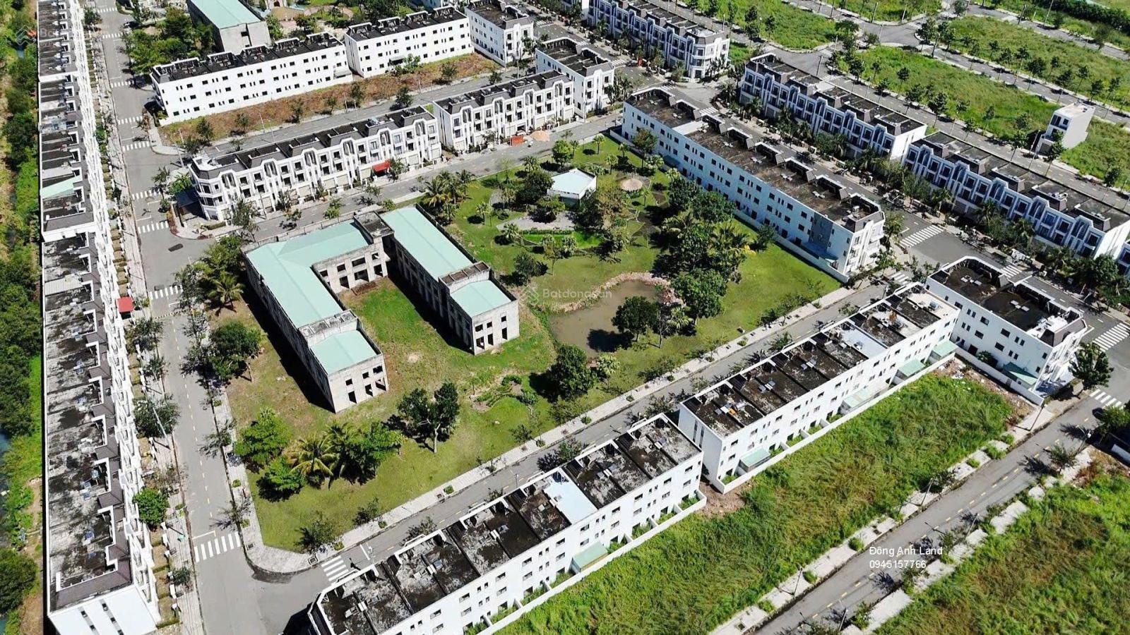 Bán gấp trước tết nền 100m2 giá 800 triệu bao sổ ngay cổng dự án