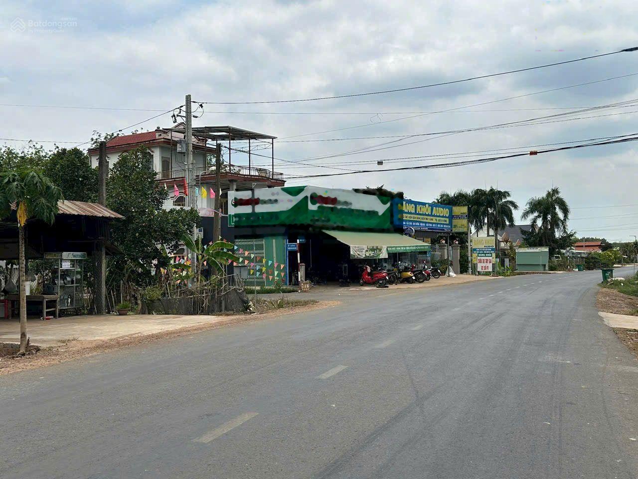 735tr/388m2 có thổ cư ngay mặt tiền đường DH rộng dân cư đông