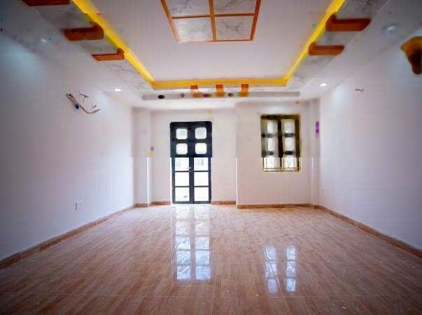 Nhà nguyên căn trệt 2 lầu, dt 3.8x14m, hẻm 5m Phan Xích Long P2 Phú Nhuận, thông ra BV Hoàn Mỹ