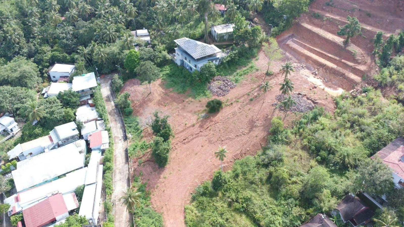 Bán lô đất Trần Hưng Đạo - Lưng tựa núi view hướng biển hơn 300m2 - Sổ hồng riêng, QH đất ở