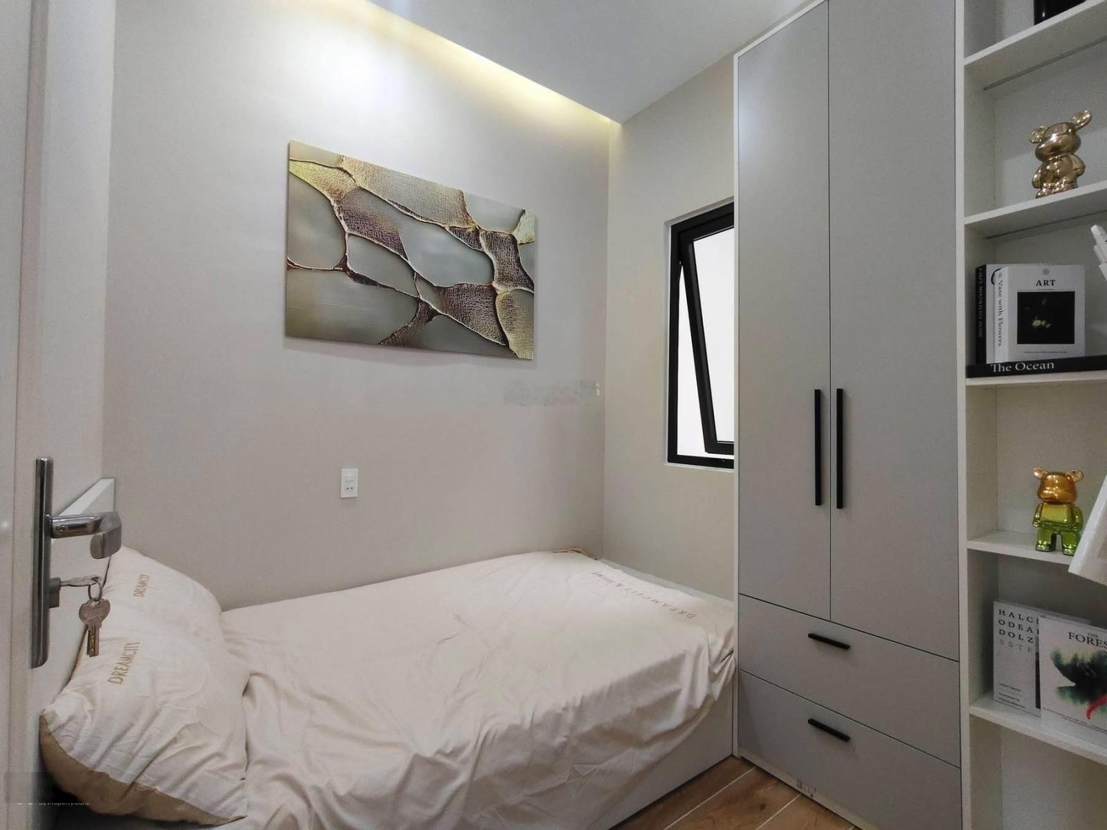 *Mới vừa hoàn thiện 1 căn nhà có sân vườn duy nhất g.iá chỉ loanh quanh 4ty,X