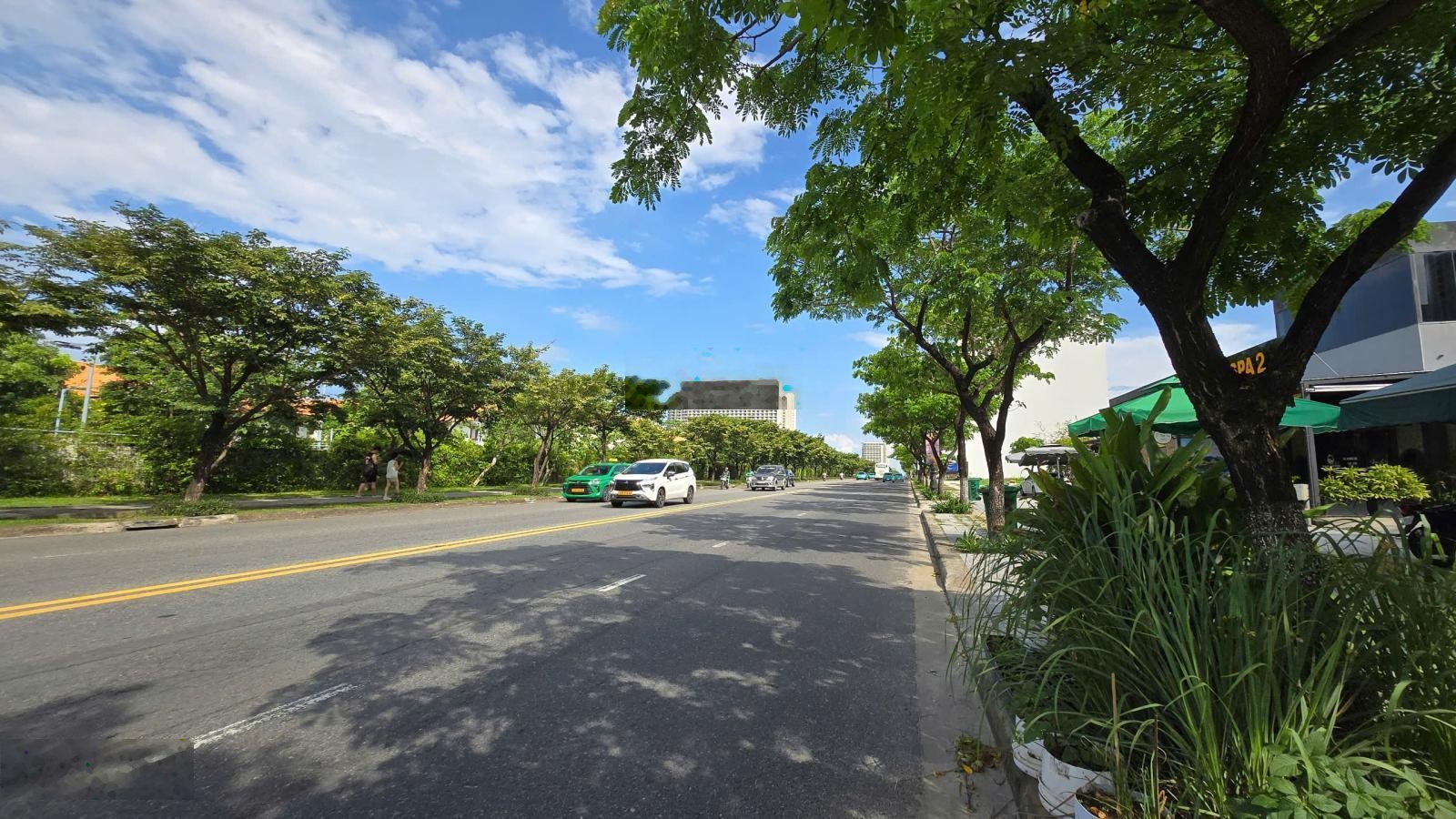 Gần biển! Bán đất 600m2 - 359,99 tỷ - MT Võ Nguyên Giáp - Q. Sơn Trà