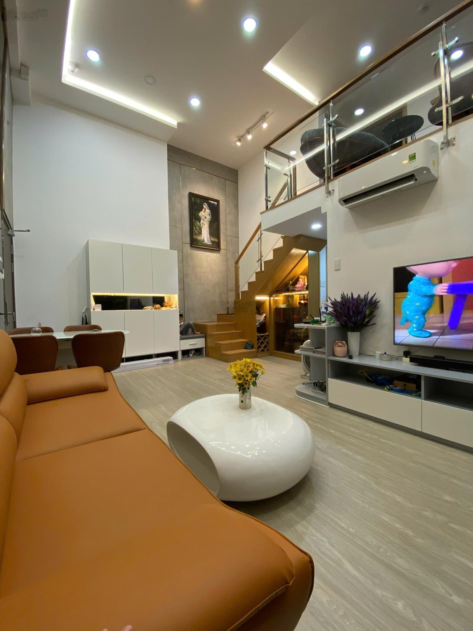 Cần bán căn góc La Astoria 2, 3pn, 3wc, full nội thất đẹp lung linh, hỗ trợ vay, giá thoả thuận!