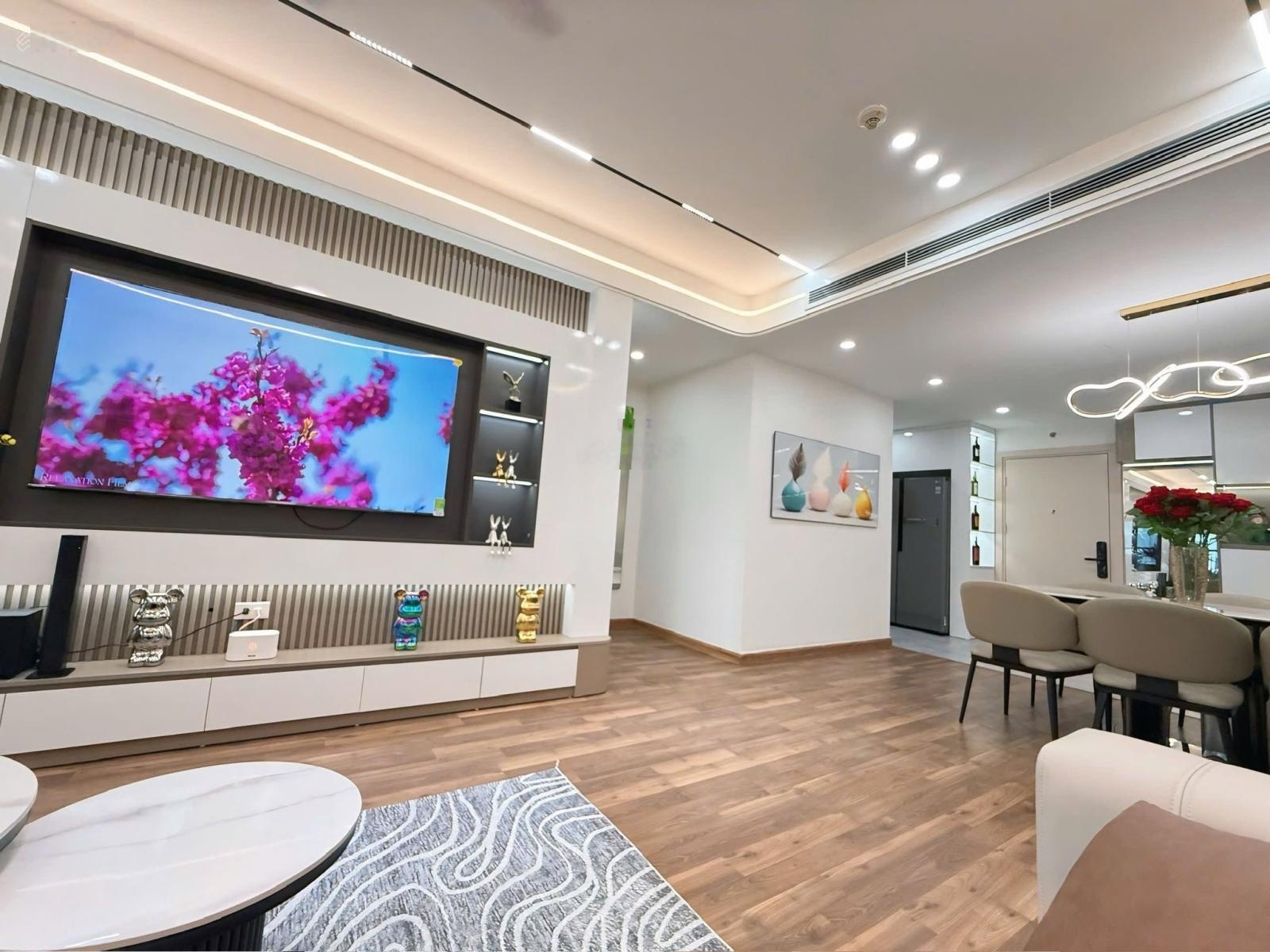 Nhỉnh 9 tỷ! Có ngay căn hộ Green Park - Dương Đình Nghệ 100m2, 3PN. 0975118822