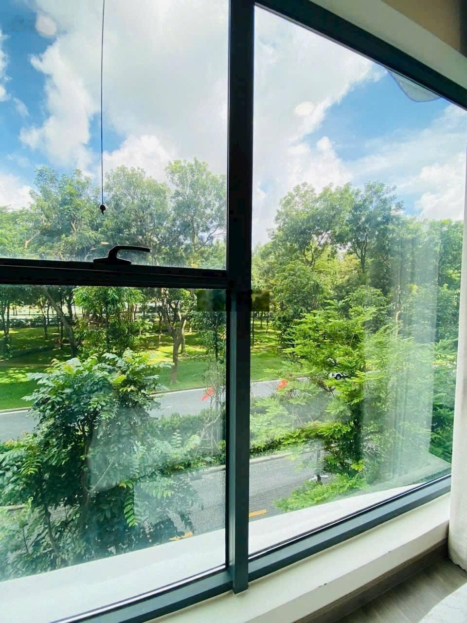 Căn hộ Ruby - Celadon có diện tích 67m², thiết kế 2 phòng ngủ 2 WC full nội thất đẹp keng