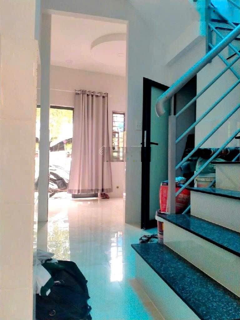 HXH Lê Văn Duyệt - 31m2 x 3 tầng - nở hậu - chỉ 5.5tỷ TL - cách Q1 một cây cầu