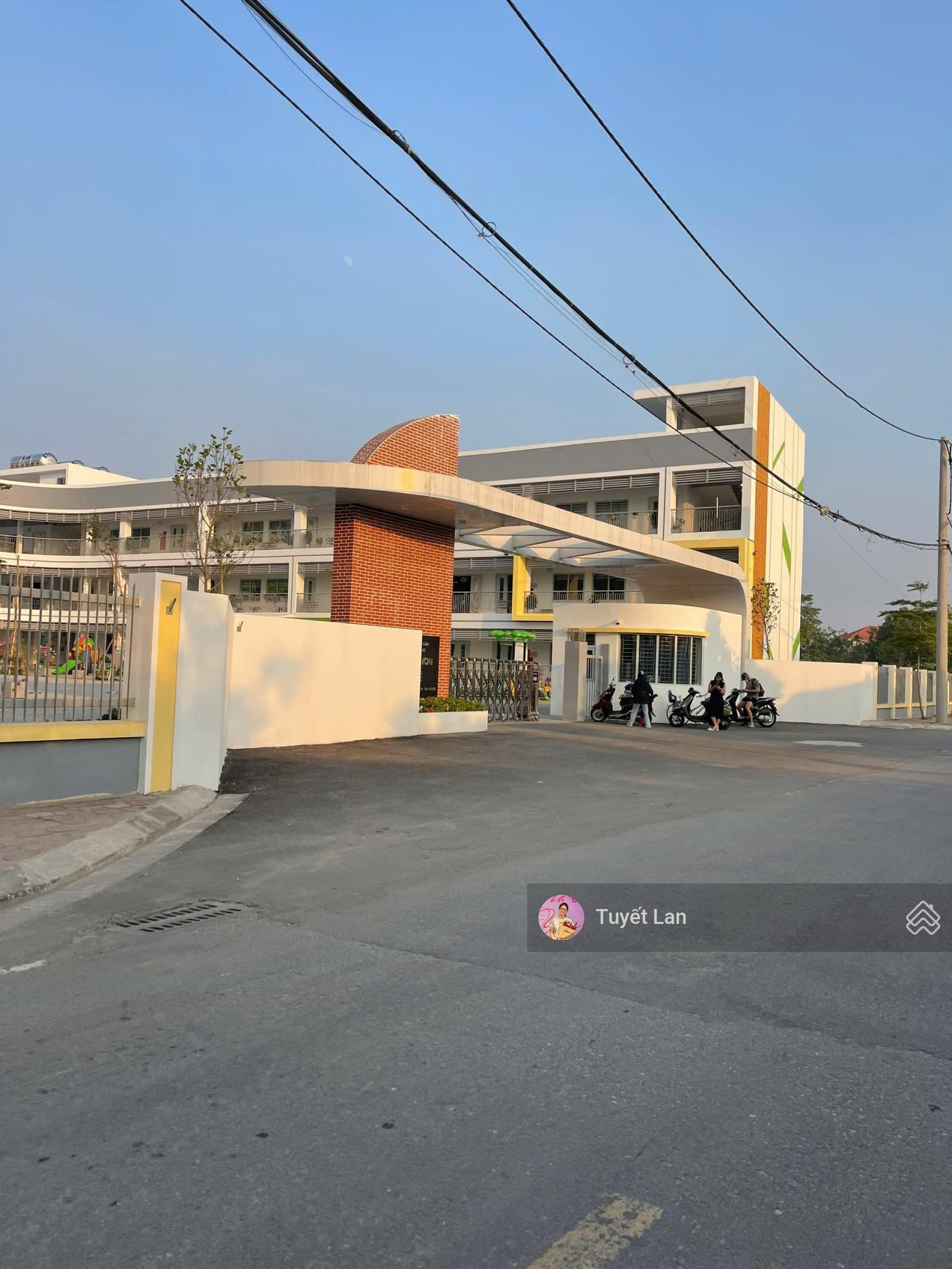 Hot! Chủ cần bán cắt lỗ mảnh đất 72m2 Đa Tốn, Gia Lâm. Đường ô tô tránh, kinh doanh đỉnh