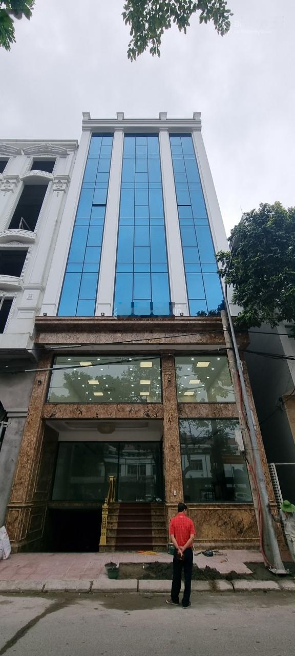 Bán nhà lô góc 3 mặt thoáng sổ đỏ chính chủ mặt phố Kim Mã Thượng, DT 155m2 x 5T, MT 6m