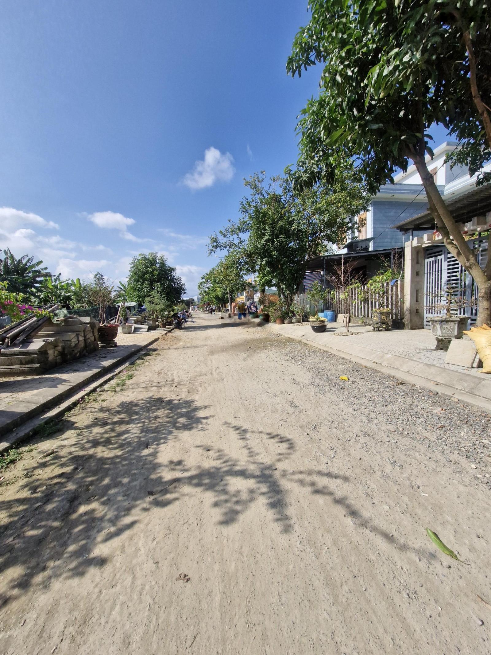 Bán Đất Biệt Thự Hòa Liên 4-Xã Hòa Liên- Phường Liên Chiểu TP Đà Nẵng..530m..Giá 8,9 tỷ