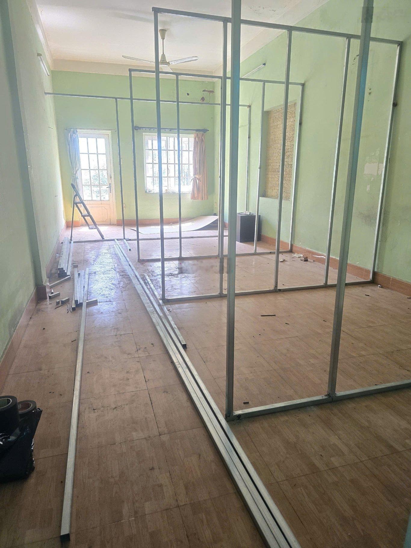 Xuất cảnh bán gấp nhà mặt tiền nở hậu Nguyễn Phi Khanh - 75.59m2 - 20.999 tỷ - phố đẹp Quận 1