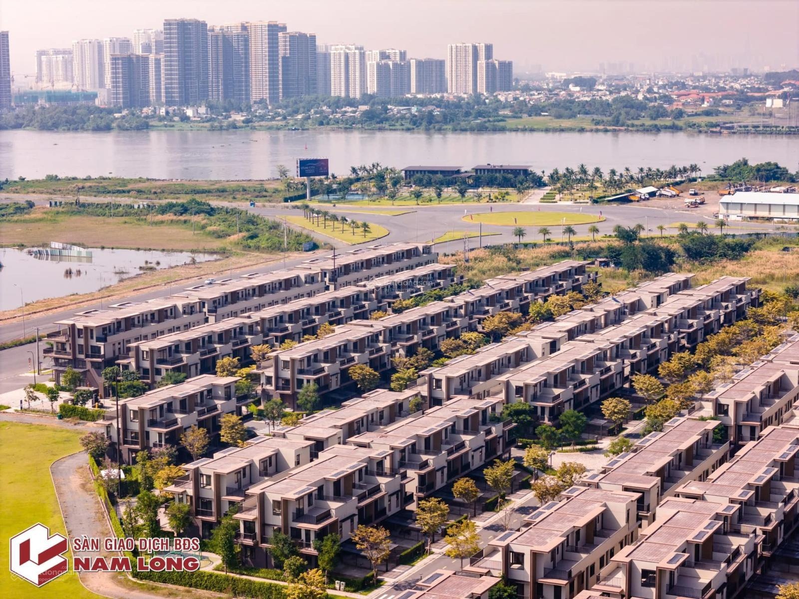 Nhà phố Izumi City giai đoạn 1 đã có sổ hồng - 7x20.5m - Công chứng ngay. Liền kề cầu Đồng Nai 2