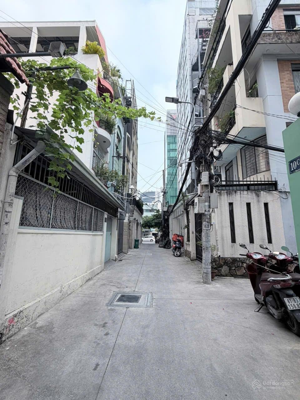 14.5 Tỷ. HXH Nguyễn Thị Minh Khai - Đối diện Đài Truyền Hình, DT: 5 x 10m, 4 Tầng