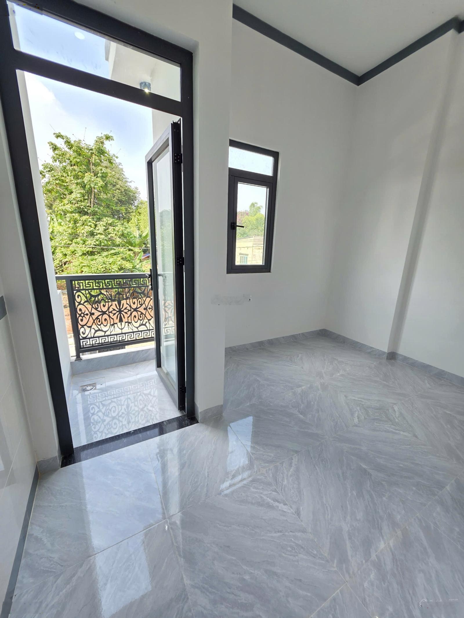 3.1 tỷ/ Bán nhà 1T1L sân ô tô, gần chợ Chí Hùng 900m, p.Thái Hòa, Tp.Tân Uyên