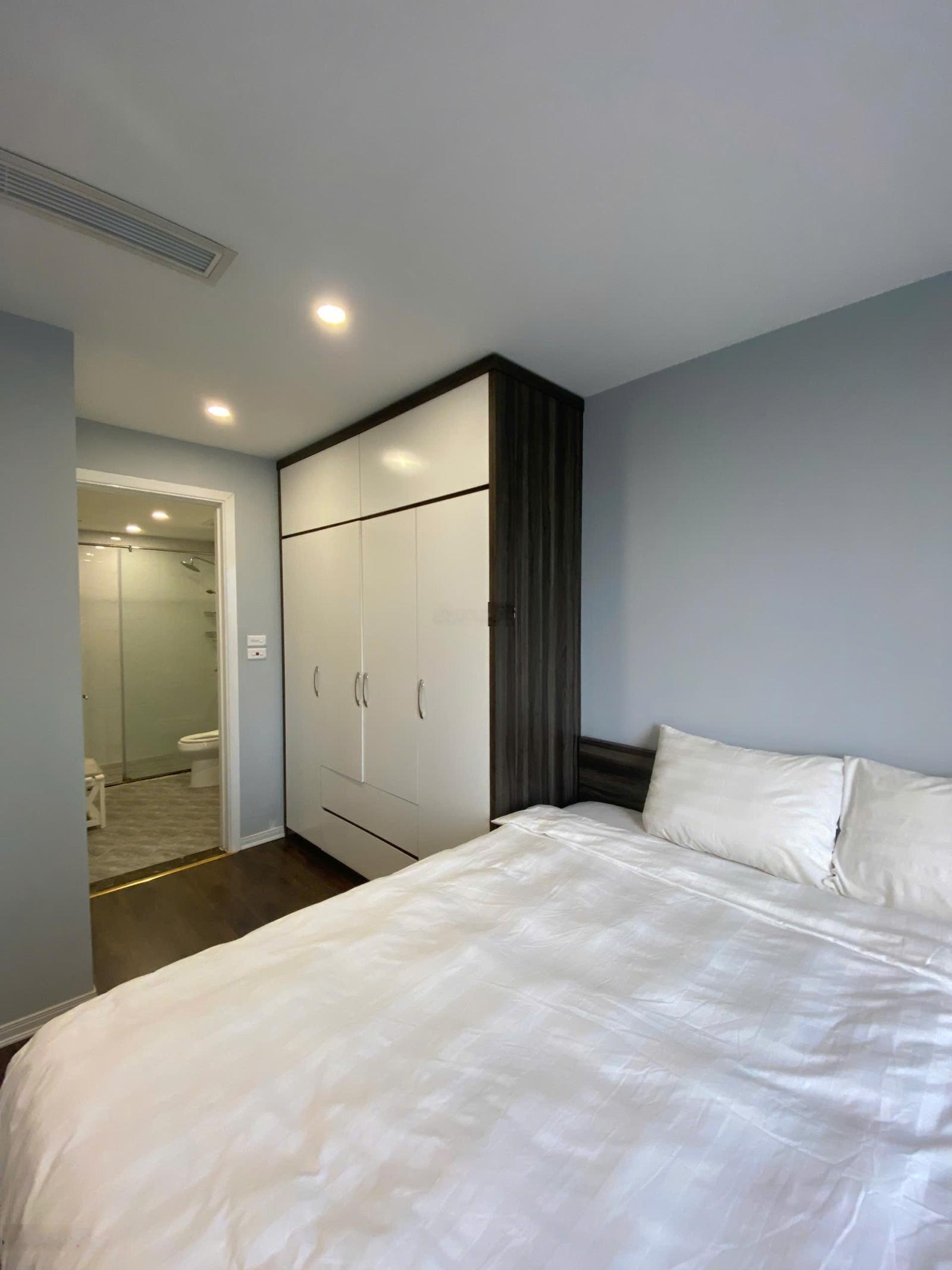 Cho thuê căn hộ 2 ngủ D'Le Roi Soleil, dt 88m2, giá 19 triệu/ tháng