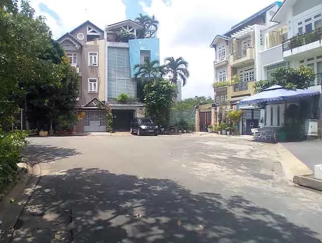 Bán lô đất khu biệt thự Lương Định Của. L27. (7x18) 126m2. Giá 320tr/m2