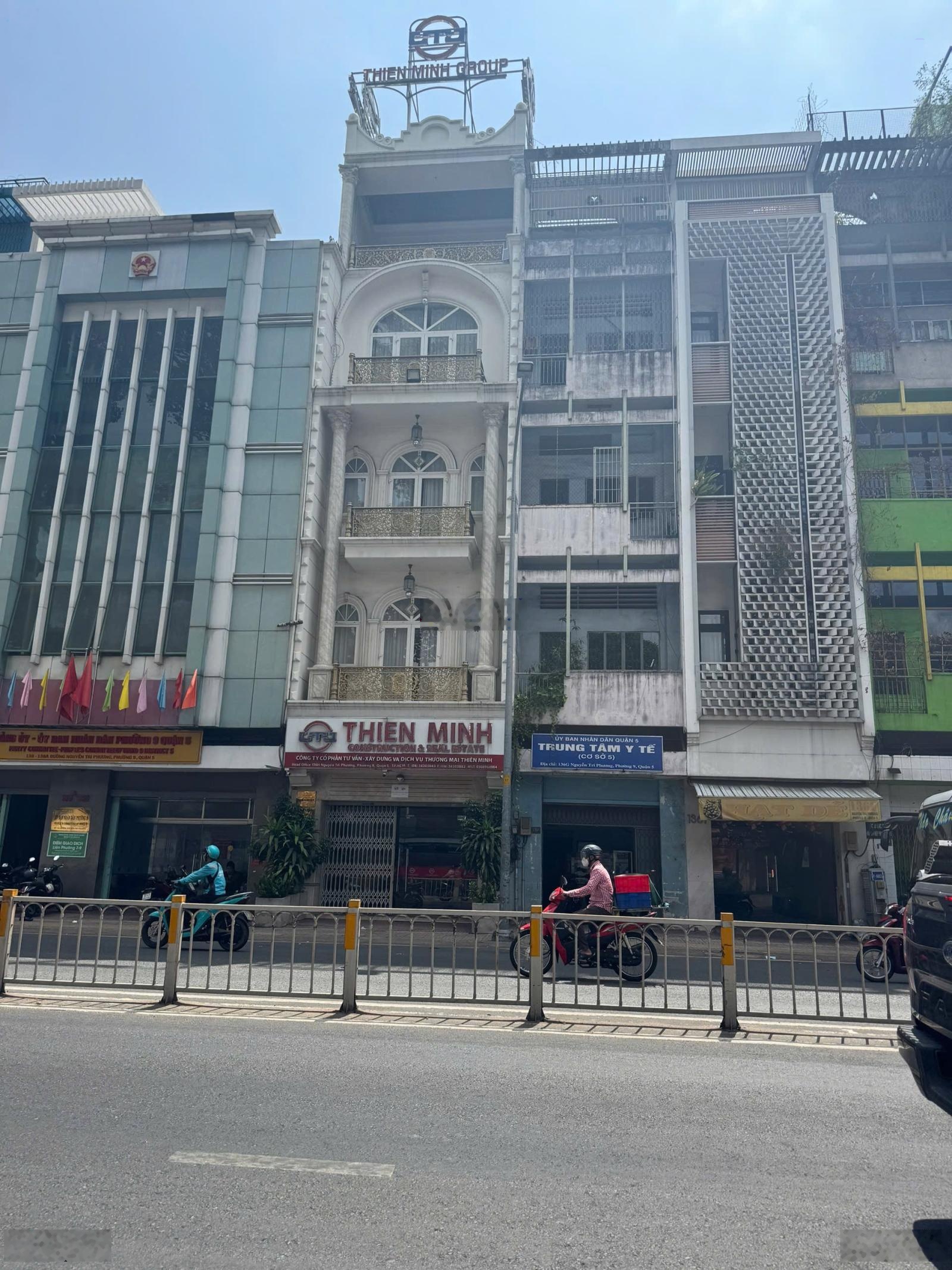 Bán nhà mặt tiền 136H Nguyễn Tri Phương, Phường9, Quận5 Giáp Quận 10, bề ngang 5,5m, 6tầng