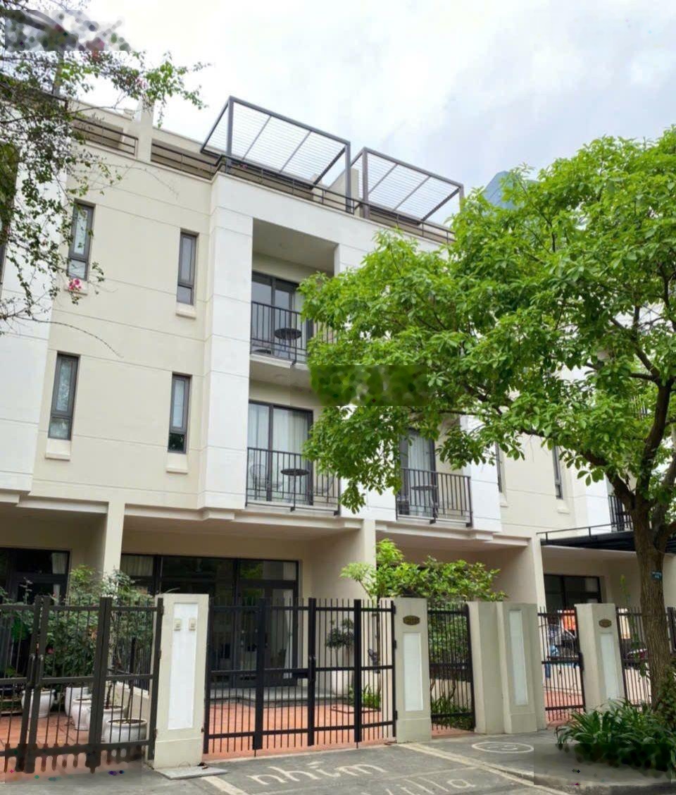 Bán LK đẹp view công viên tại Lotus Residences, Hùng Thắng, giá 8x/m2 Full nội thất, 97.8m2