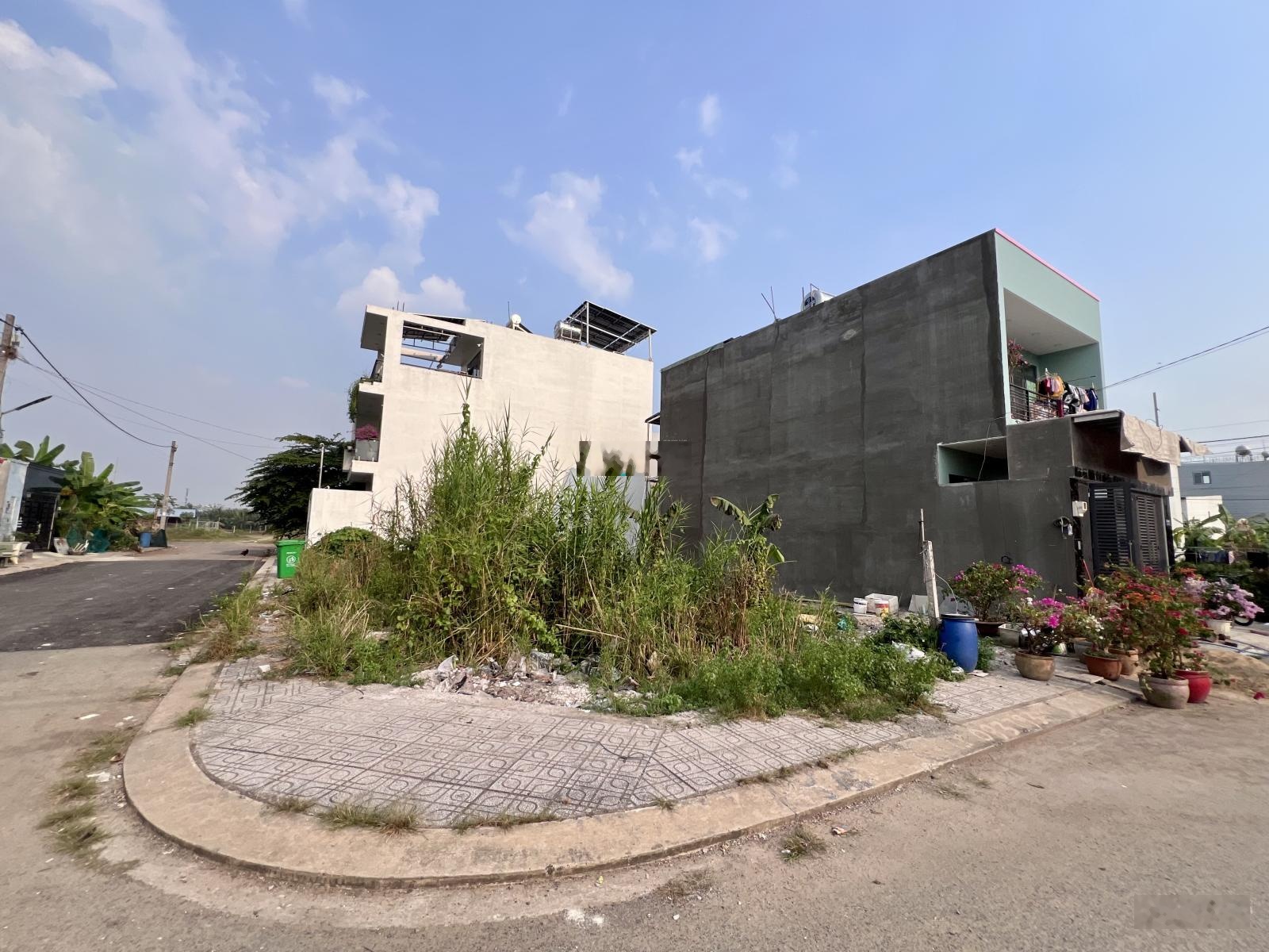 Đất phân lô hẻm xe hơi 8m cạnh đh marketing gần 150m2 shr full thổ cư chỉ nhỉnh 5tỷ