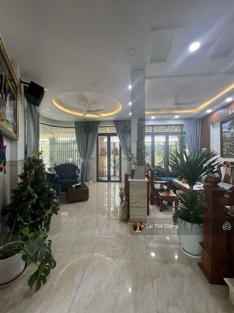 Biệt thự an lộc lô góc hiếm phường 15 gò vấp ngang 14m bề thế xịn sò