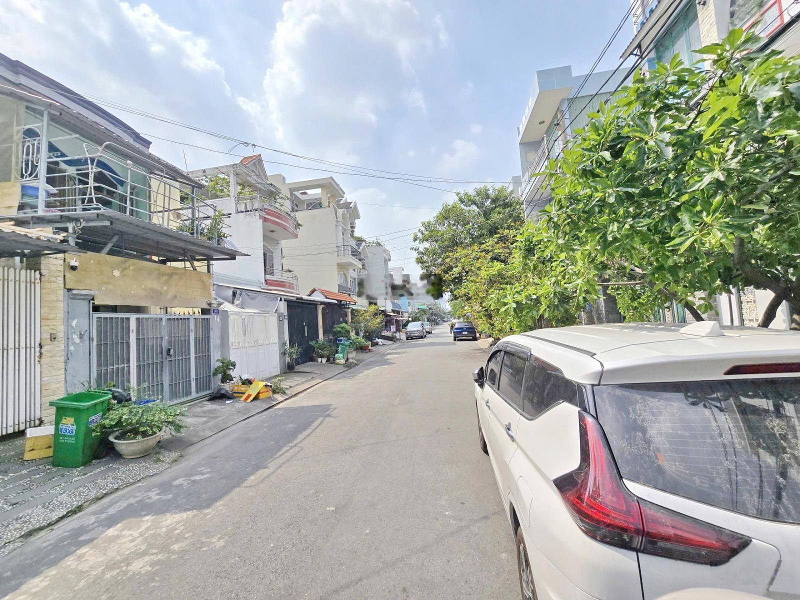 BĐS mặt tiền sinh lời Q7 (trục Đường 9): Khu dân cư đông, kinh doanh sầm uất