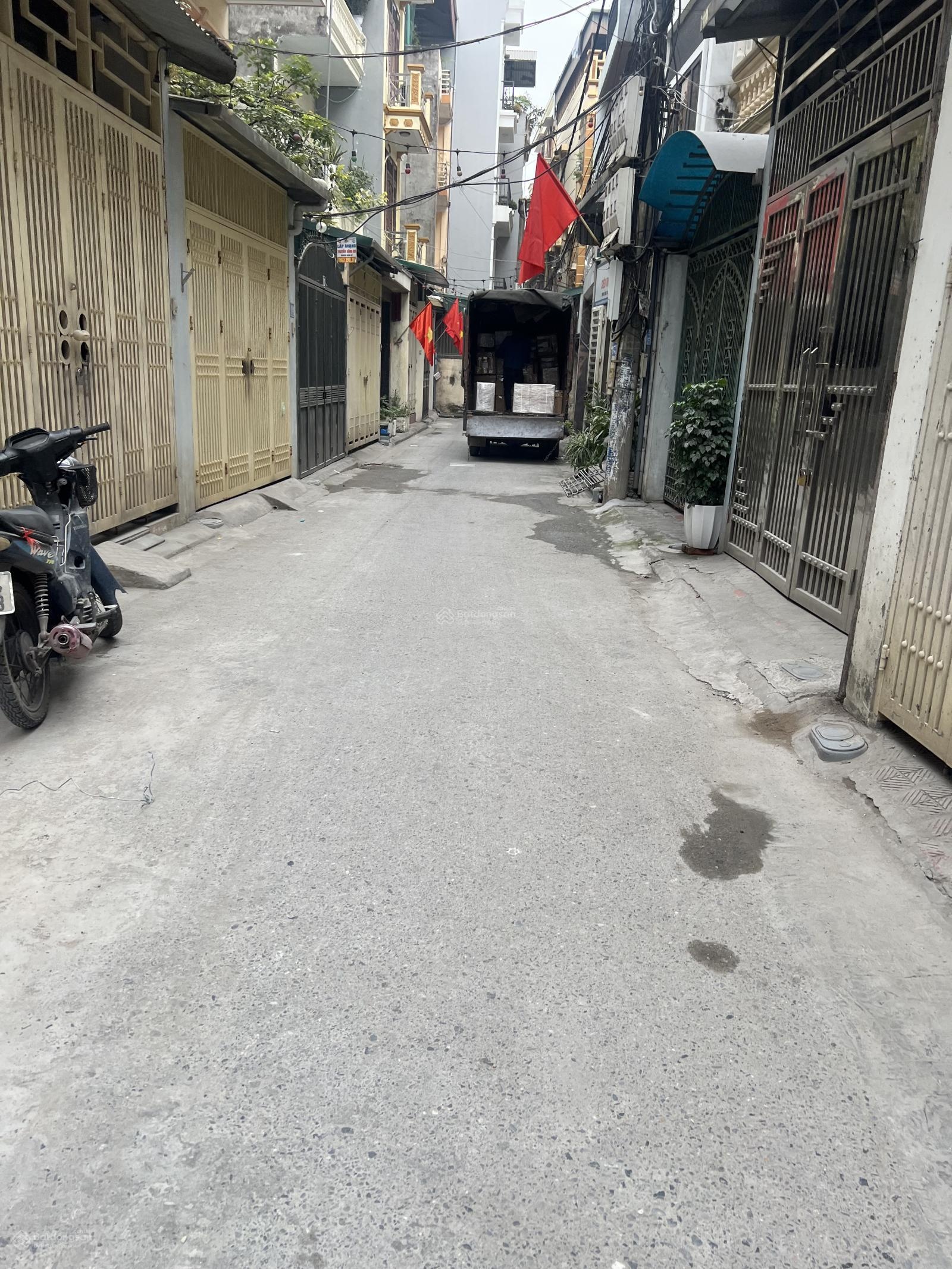 Bán đất tặng nhà c4 thạch bàn - lô góc - ô tô tải tránh - gần aeon mall long biên dt60m2 mt:5m