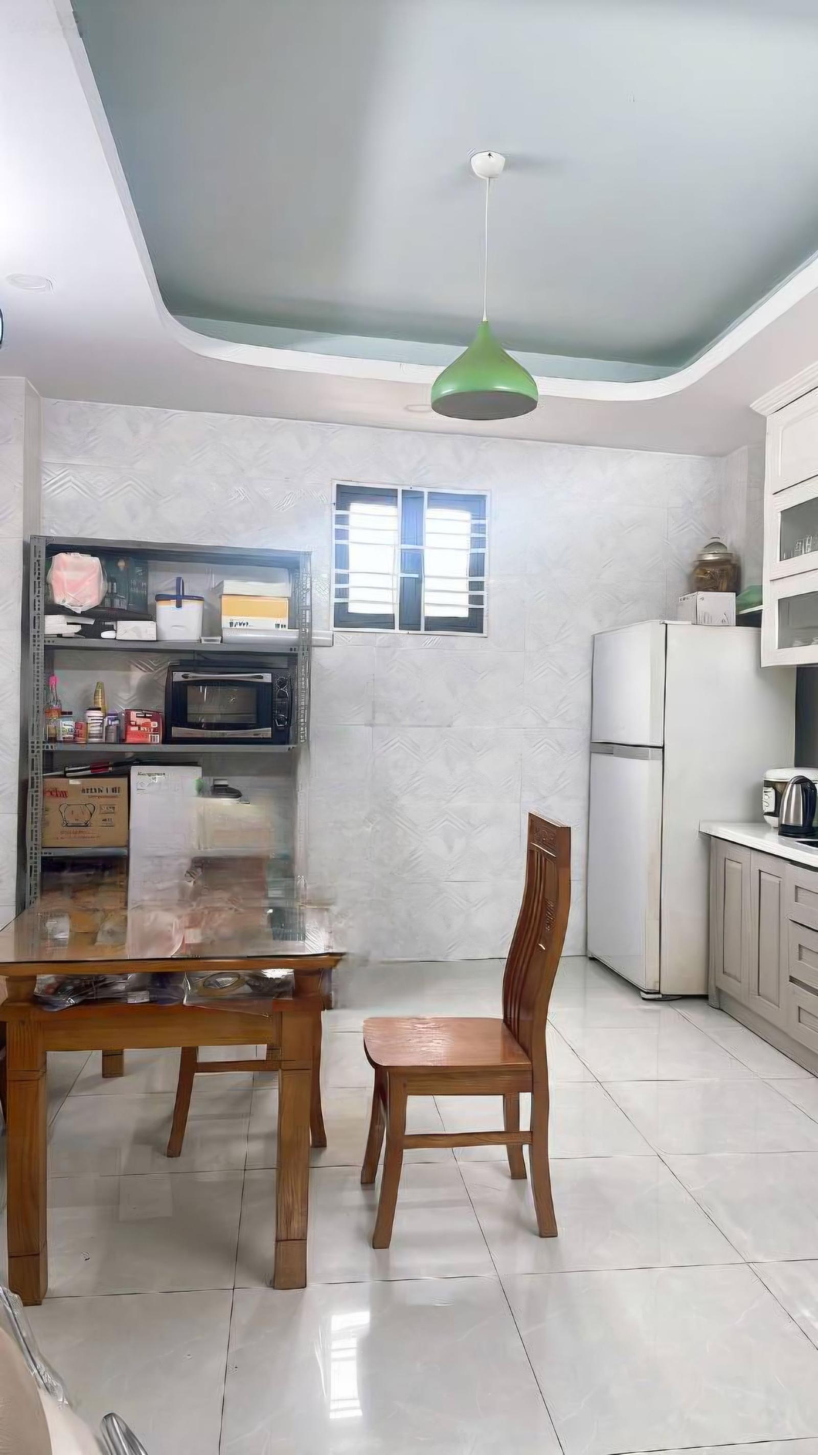 Hẻm xe hơi thông, gò dầu -tân phú, 5tầng kiên cố, 60m2, khu dân trí cao, sổ vuông, không lộ giới