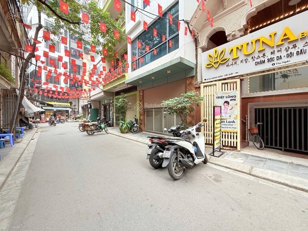 Bán nhà Phố Hoàng Ngân, dt66m, mt4,8m, Phân lô, ô tô tránh, kinh doanh, ô chờ thang máy