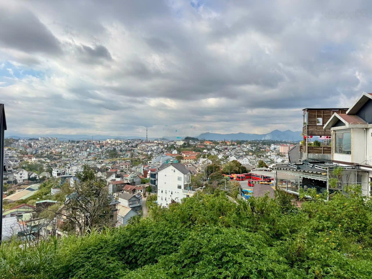 Bán lô đất mặt tiền đầu đường đống đa đà lạt